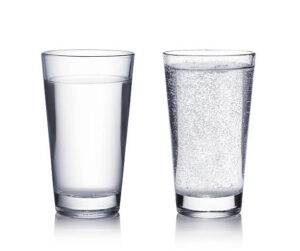 کدام آب سالم تر است: شیر آب یا بطری؟